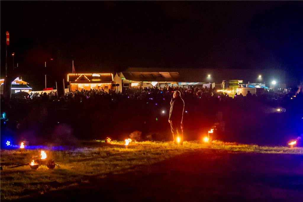 Eindrücke vom Samstagabend auf dem Drachenfest 2024