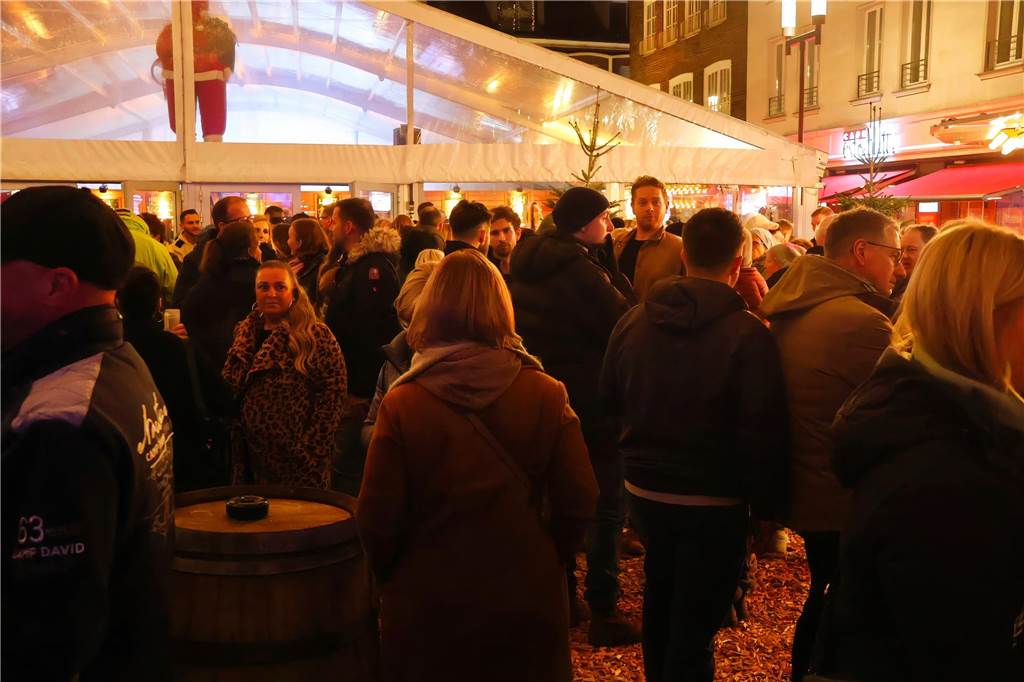 Eindrücke vom Schaukelbaum-Abend beim Winterzauber 2024 in Dorsten.