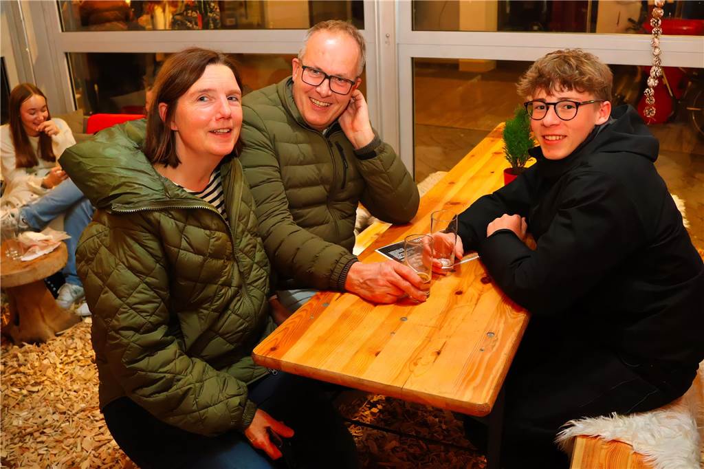 Eindrücke vom Schaukelbaum-Abend beim Winterzauber 2024 in Dorsten.