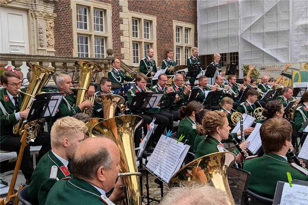 Eindrücke vom Schlösser- und Burgentag rund ums Ahauser Barockschloss.