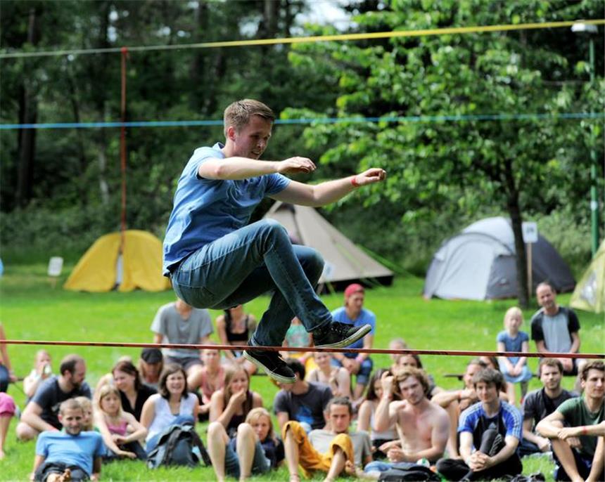 Eindrücke vom Slackline-Festival NRW  am Naturfreundehaus Ebberg in Schwerte.