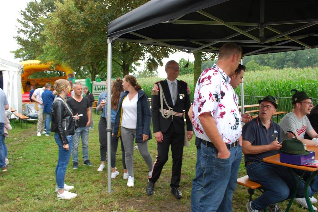Eindrücke vom Vogelschießen 2023 der St.-Michael-Schützen in Hundewick