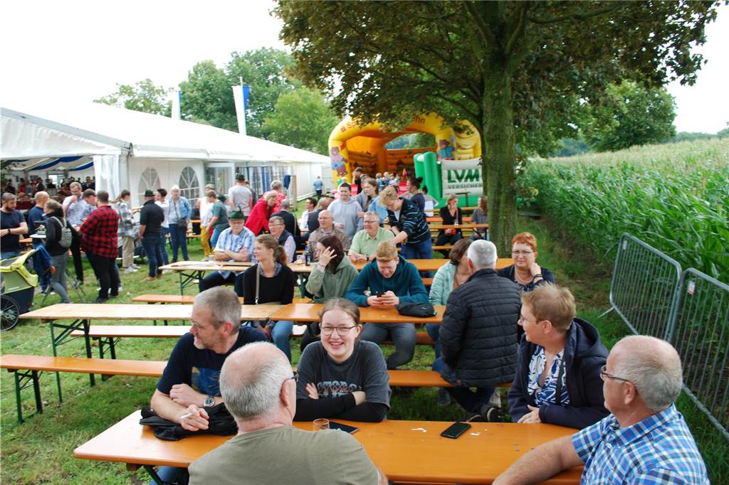 Eindrücke vom Vogelschießen 2023 der St.-Michael-Schützen in Hundewick