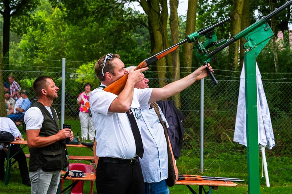 Eindrücke vom Vogelschießen in Lünten