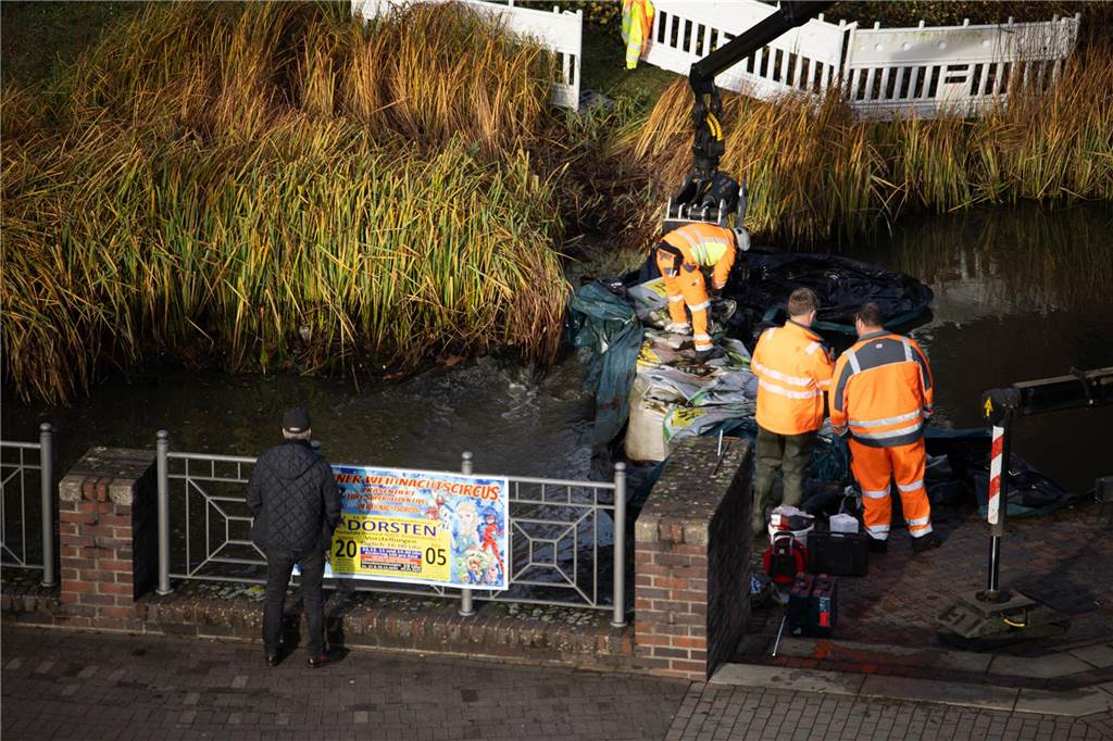 Eindrücke von den Arbeiten an der Pumpe der Wall- und Grabenanlage in Dorsten