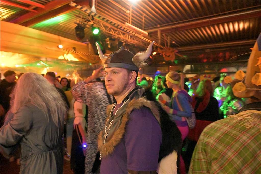 Eindrücke von der After-Zug-Karnevalsparty 2024.