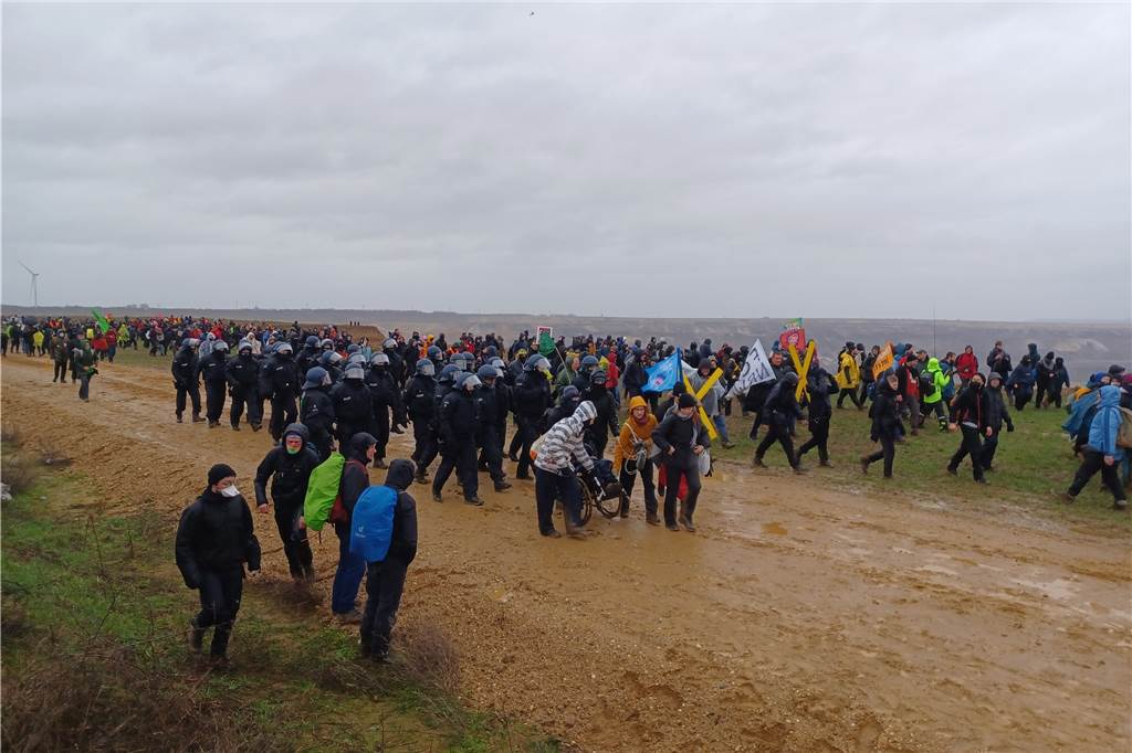 Eindrücke von der Demo in Lützerath.