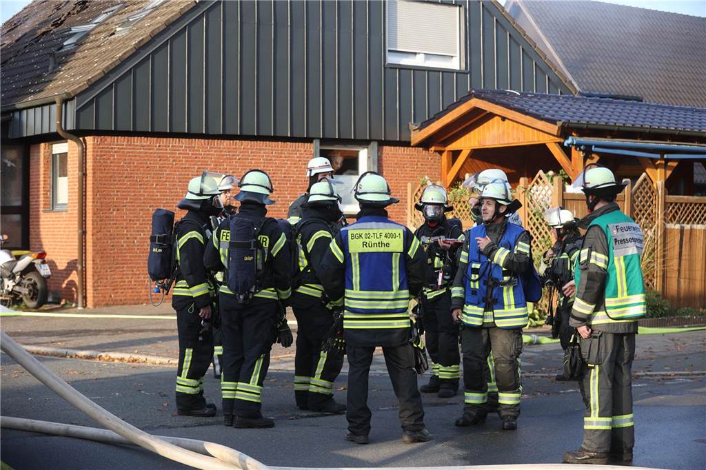 Eindrücke von der Einsatzstelle am Dienstagnachmittag (22.10) an der Körnerstraße in Werne. 