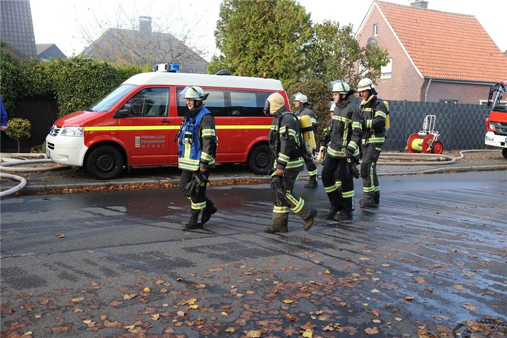 Eindrücke von der Einsatzstelle am Dienstagnachmittag (22.10) an der Körnerstraße in Werne. 
