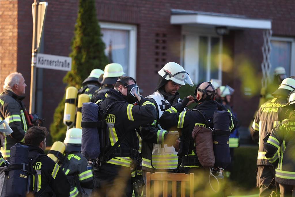 Eindrücke von der Einsatzstelle am Dienstagnachmittag (22.10) an der Körnerstraße in Werne. 