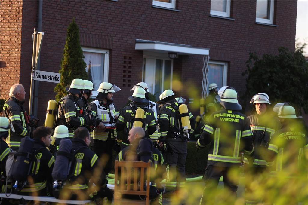 Eindrücke von der Einsatzstelle am Dienstagnachmittag (22.10) an der Körnerstraße in Werne. 