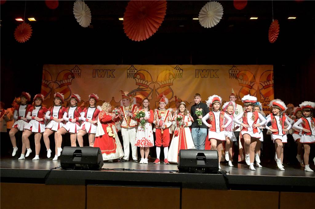 Eindrücke von der Karnevalsparty der Interessensgemeinschaft Werner Karneval am Freitag, 11. November, im Kolpingsaal in Werne.