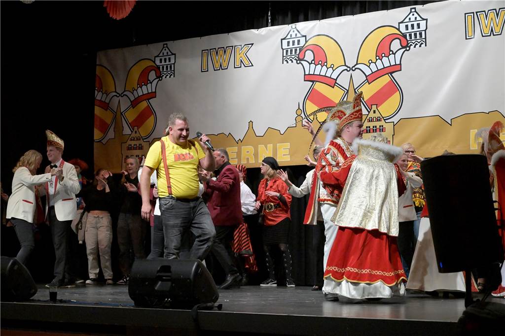 Eindrücke von der Karnevalsparty der Interessensgemeinschaft Werner Karneval am Freitag, 11. November, im Kolpingsaal in Werne.