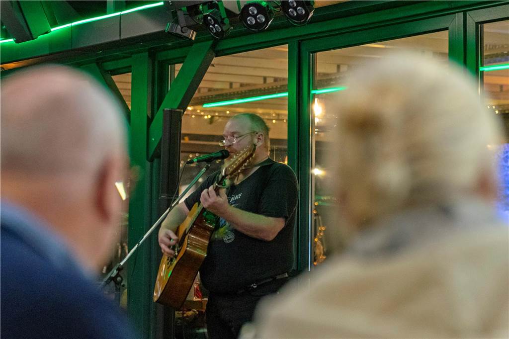 Eindrücke von der Live-Veranstaltung im Café Seepark.