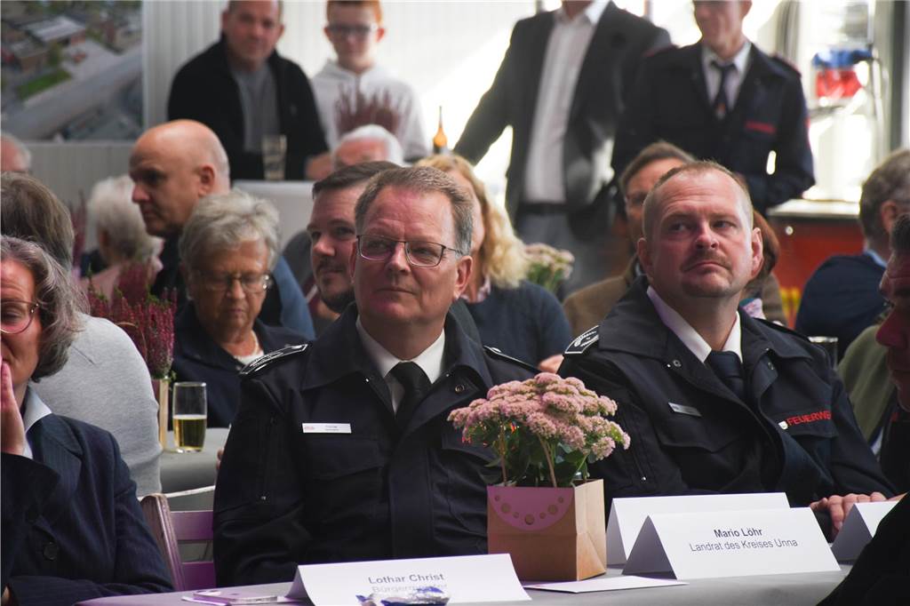 Eindrücke von der offiziellen Übergabe des neuen Feuerwehrgerätehauses in Stockum
