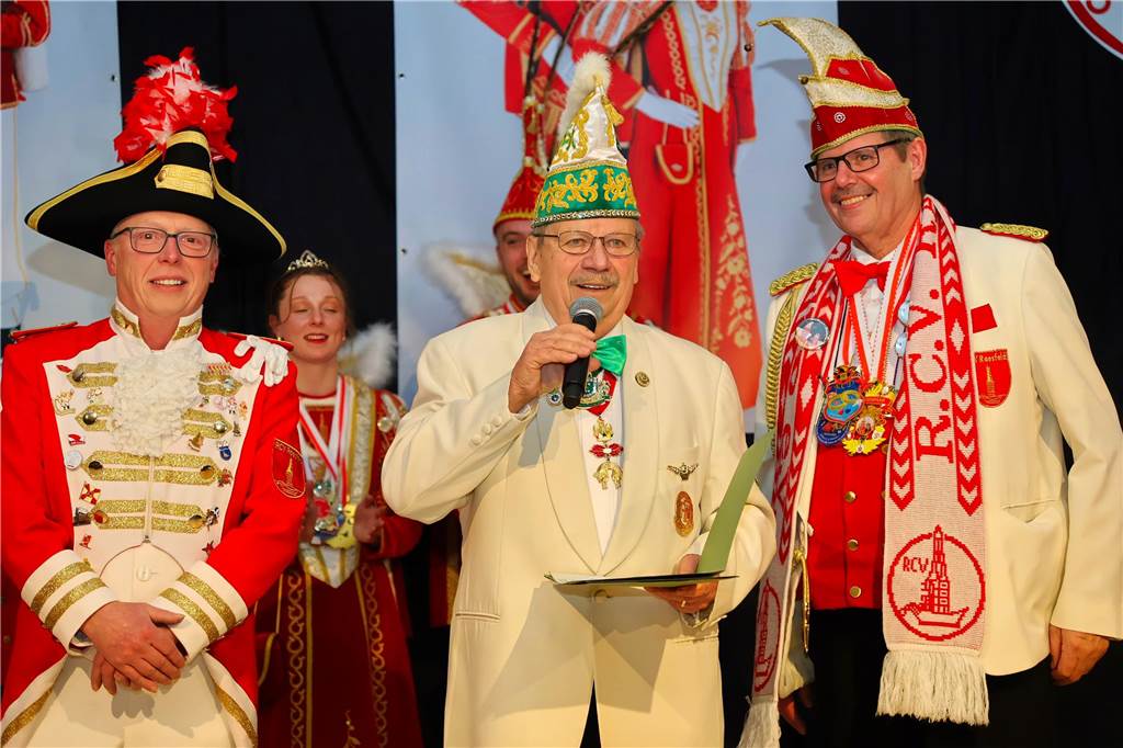 Eindrücke von der Proklamation des Karnevalsprinzenpaares in Raesfeld
