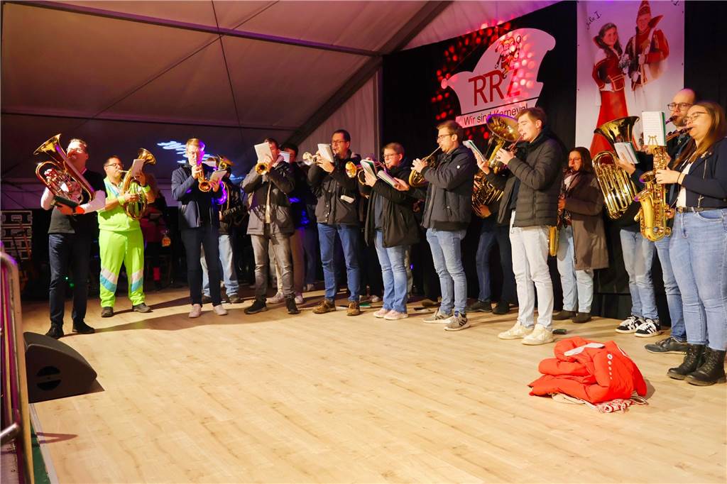 Eindrücke von der Proklamation des Karnevalsprinzenpaares in Raesfeld