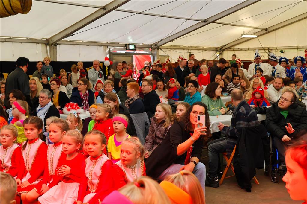 Eindrücke von der Proklamation des Kinderprinzenpaares in Raesfeld