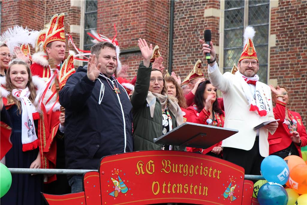 Eindrücke von der Schlüsselübergabe in der Feste Ottenstein