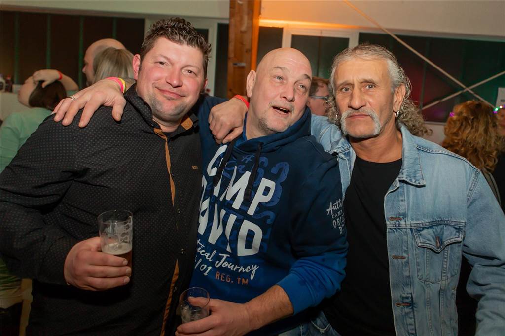 Eindrücke von der Ü30-Party in der Schützenhalle auf der Heide.