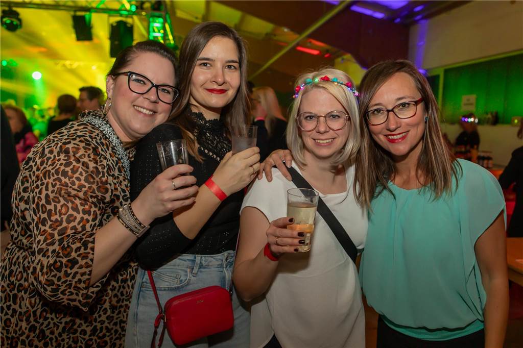 Eindrücke von der Ü30-Party in der Schützenhalle auf der Heide.