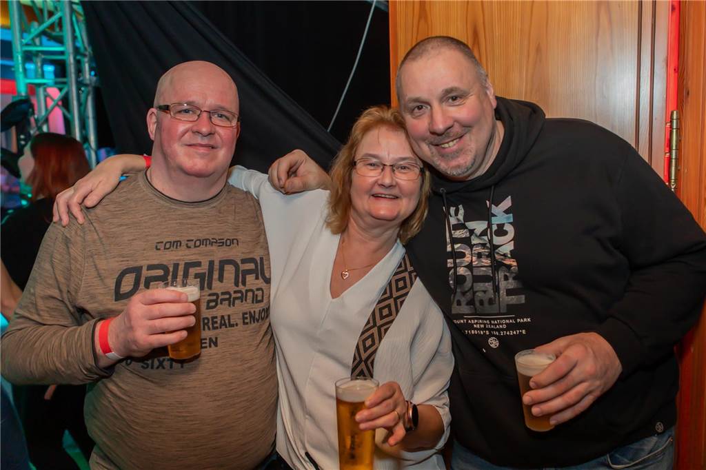 Eindrücke von der Ü30-Party in der Schützenhalle auf der Heide.