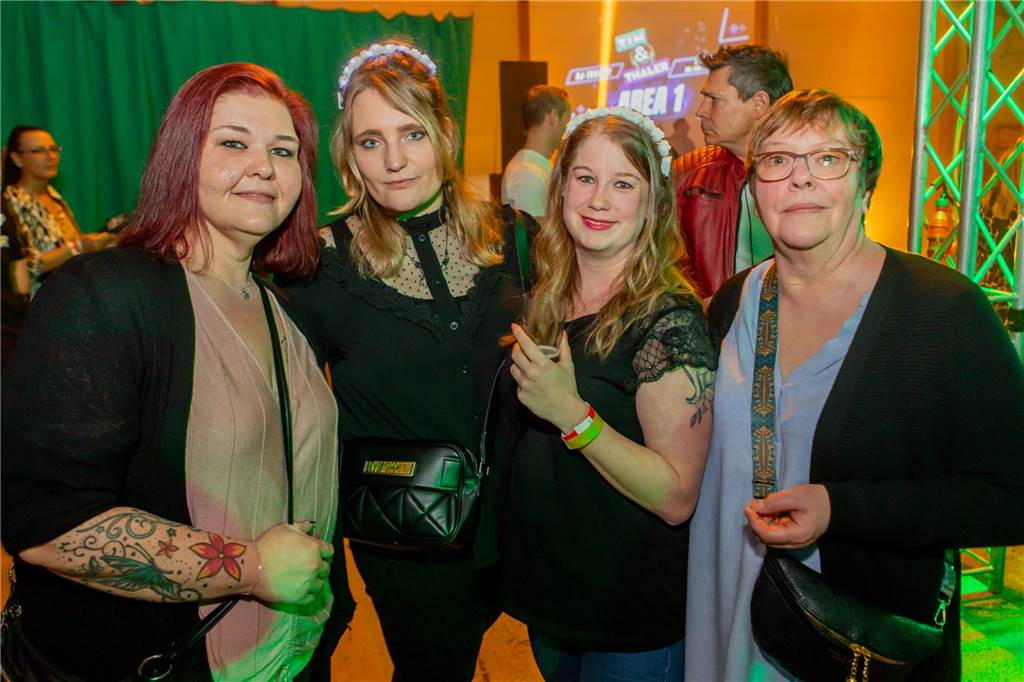 Eindrücke von der Ü30-Party in der Schützenhalle auf der Heide.