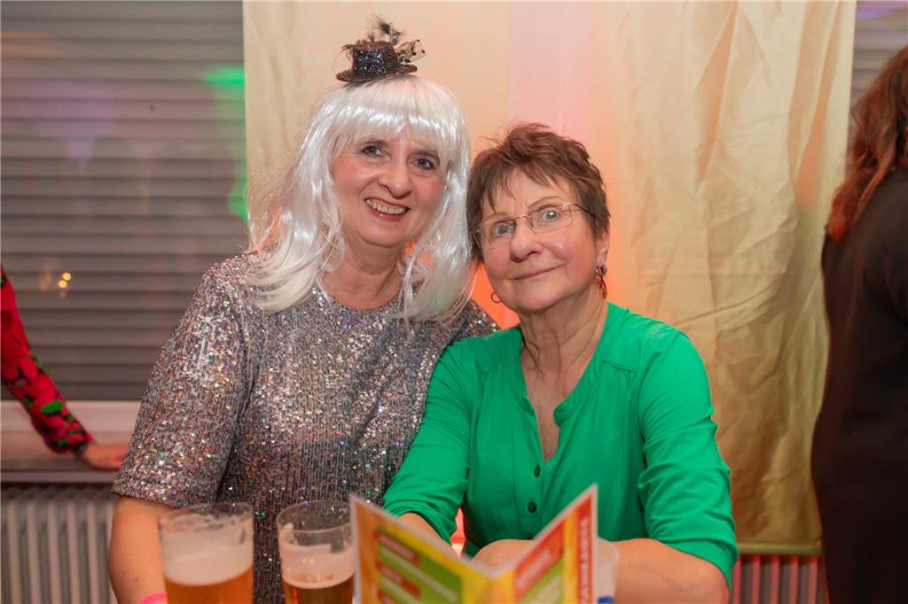 Eindrücke von der Ü30-Party in der Schützenhalle auf der Heide.