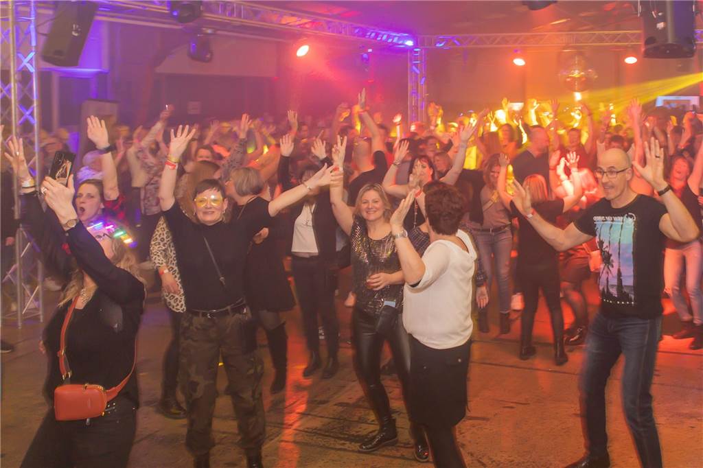 Eindrücke von der Ü30-Party in der Schützenhalle auf der Heide.