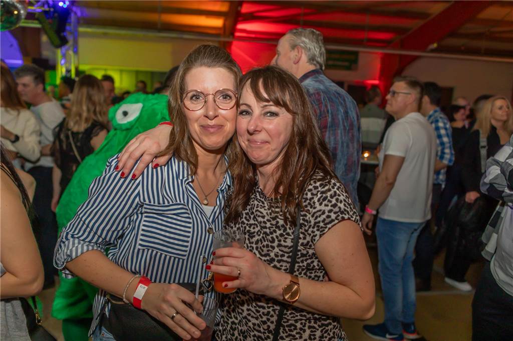 Eindrücke von der Ü30-Party in der Schützenhalle auf der Heide.