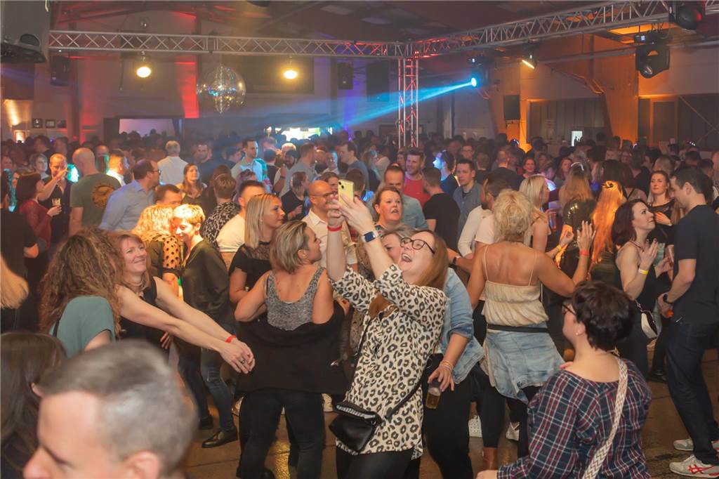 Eindrücke von der Ü30-Party in der Schützenhalle auf der Heide.
