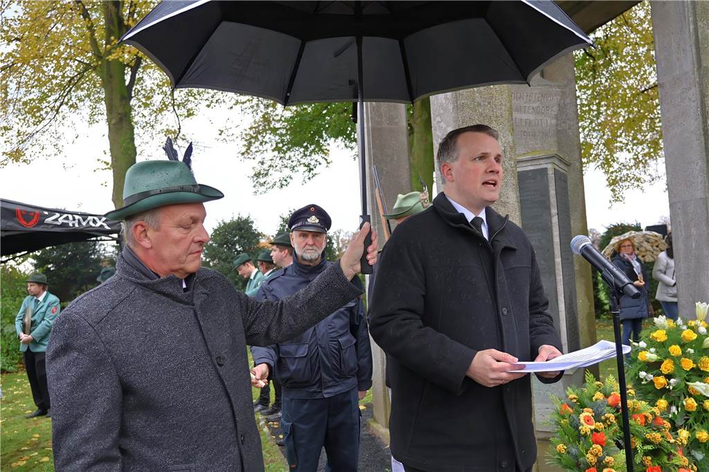 Eindrücke von der Zeremonie zum Volkstrauertag in Dorsten