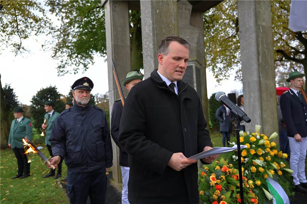 Eindrücke von der Zeremonie zum Volkstrauertag in Dorsten