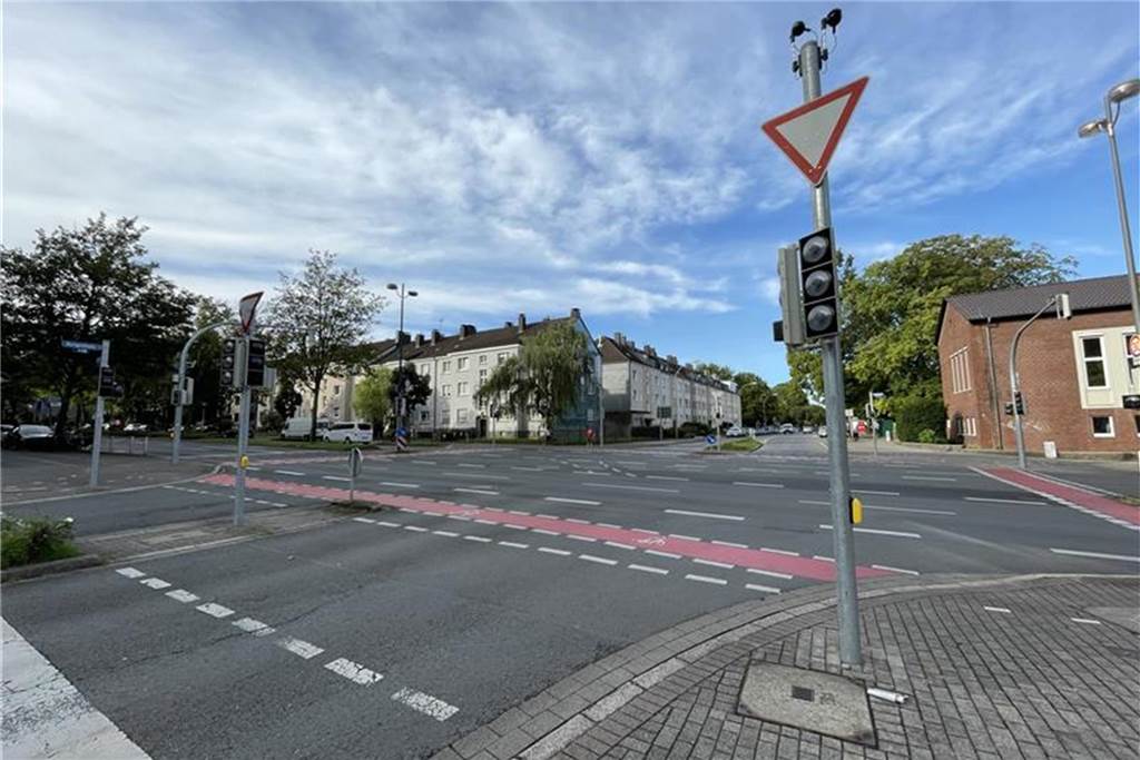 Eine ausgefallene Ampel an der Ruhrallee/Markgrafenstraße