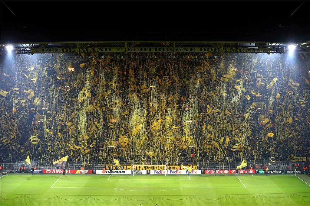 Eine Chaos-Choreo gab es im Februar 2018 zum Europa-League-Duell mit Atalanta Bergamo.