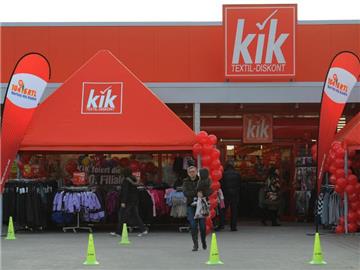 Eine Filiale der Textilkette Kik in Berlin-Marzahn. Foto: Jens Kalaene/Archiv