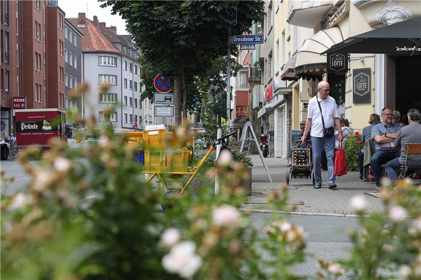 Saarlandstraßen-Umbau wird neu geplant - auch Kreuzviertel betroffen Eine lebendige Geschäftsstraße mit viel Grün und Außengastronomie soll die Saarlandstraße in der südlichen Innenstadt sein,.