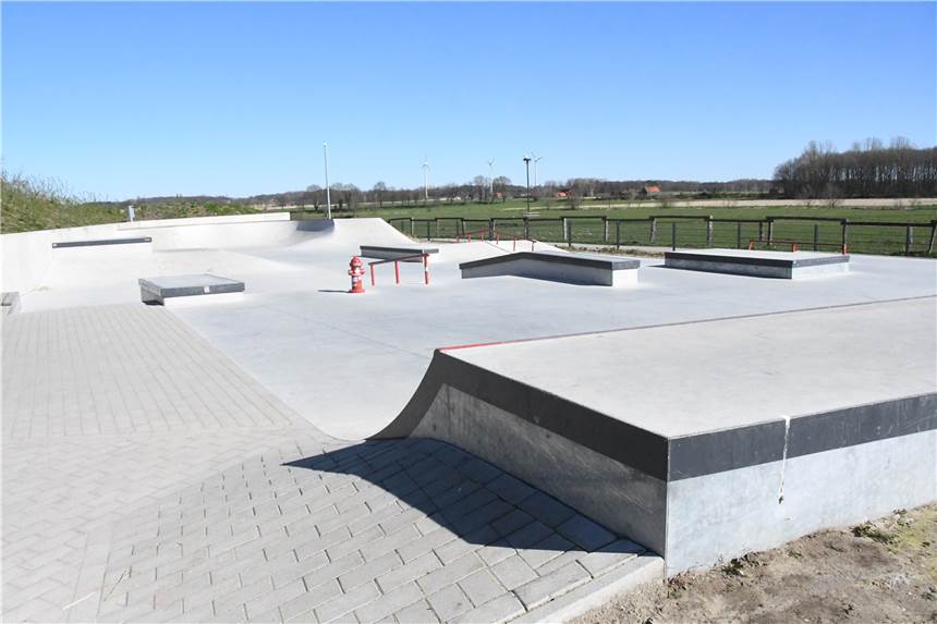 Skateanlage und Soccerfeld in Olfen gesperrt - Reaktion auf Regel-Verstöße Eine leere Skateanlage in Olfen: Bis Ende November ist der Park gesperrt.