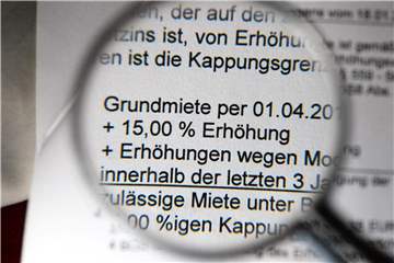 Eine Mieterhöhung darf sich nur auf die tatsächliche Wohnungsgröße beziehen. Foto: Jens Kalaene