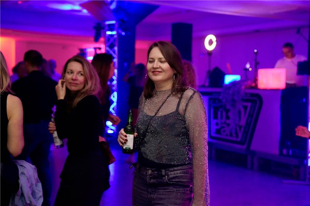 Eine Nacht voller Musik und Tanz: Auf vier Dancefloors feierten viele Gäste bei Suberg's Ü30 Party in den Westfalenhallen.