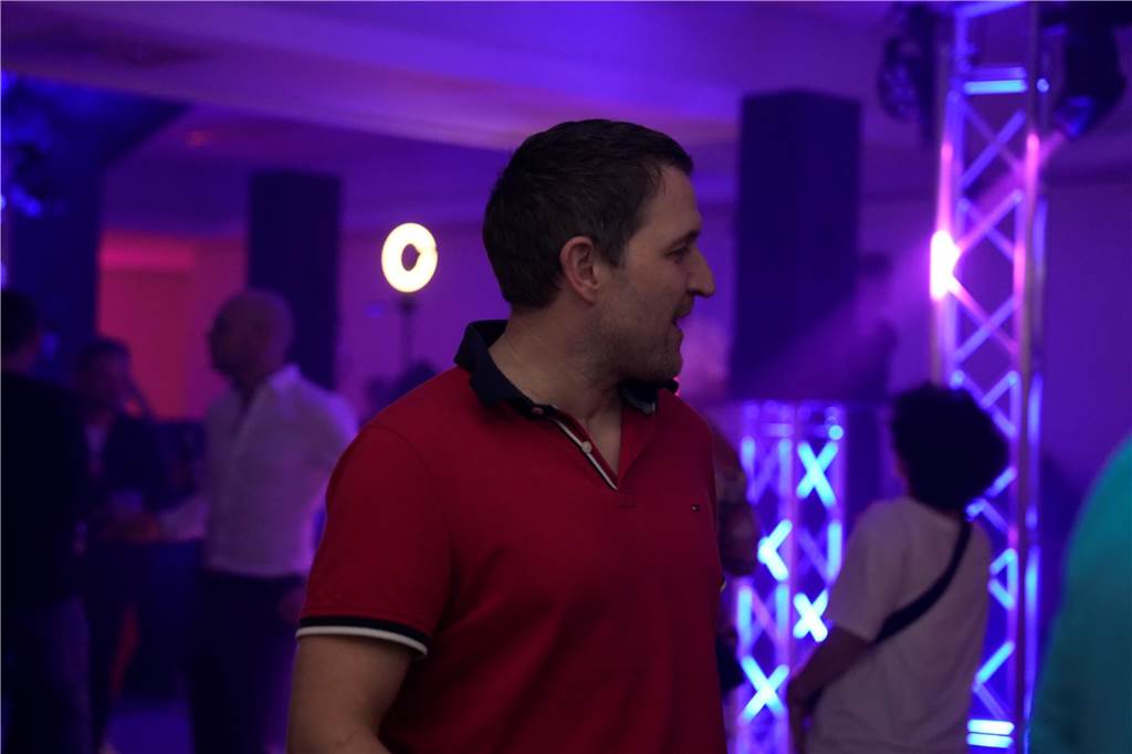 Eine Nacht voller Musik und Tanz: Auf vier Dancefloors feierten viele Gäste bei Suberg's Ü30 Party in den Westfalenhallen.