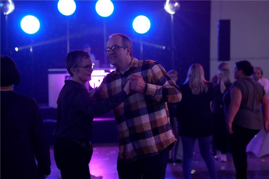 Eine Nacht voller Musik und Tanz: Auf vier Dancefloors feierten viele Gäste bei Suberg's Ü30 Party in den Westfalenhallen.