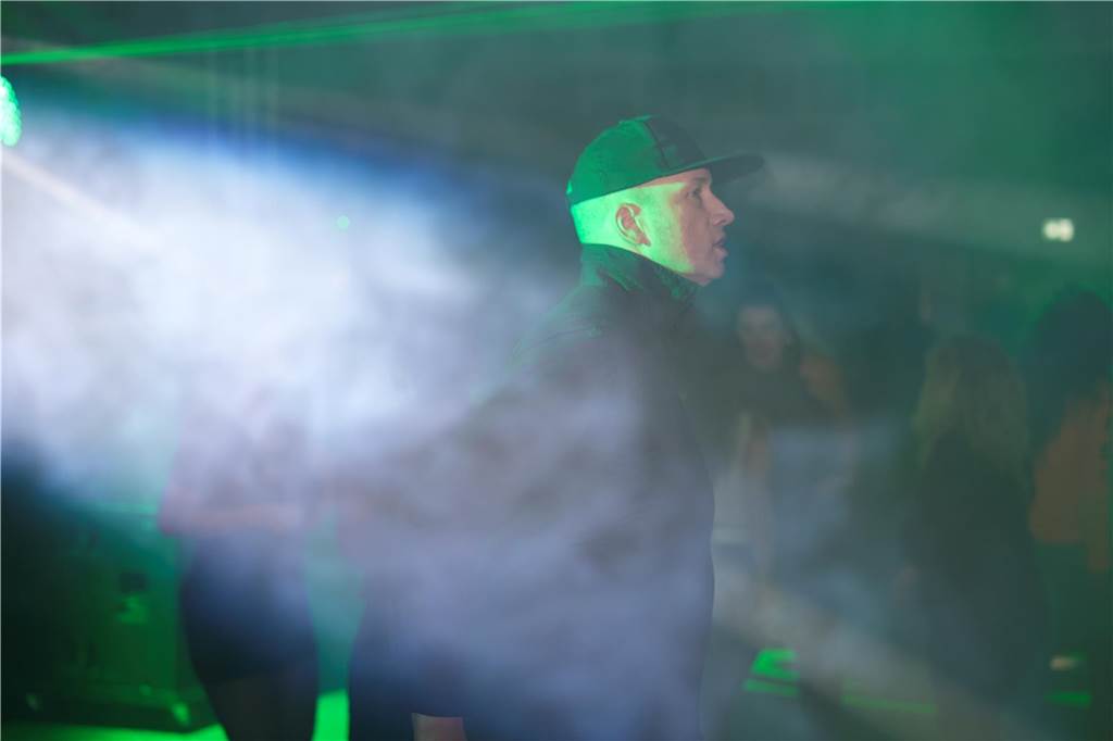 Eine Nacht voller Musik und Tanz: Auf vier Dancefloors feierten viele Gäste bei Suberg's Ü30 Party in den Westfalenhallen.