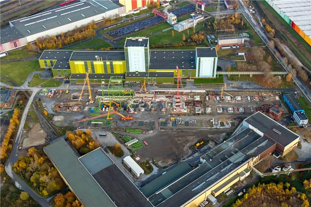 Das hat sich 2019 auf den größten Baustellen in Dortmund getan Eine neue Feuerbeschichtungsanlage baut Thyssen-Krupp auf dem Gelände der Westfalenhütte.
