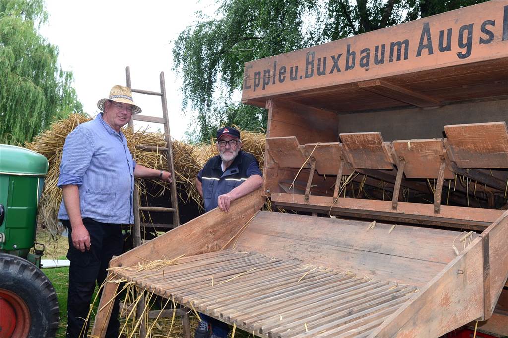 Beim Bauernmarkt in Vreden gab es spannende Einblicke in alte Technik Eine rund 80 Jahre alte Dreschmaschine.