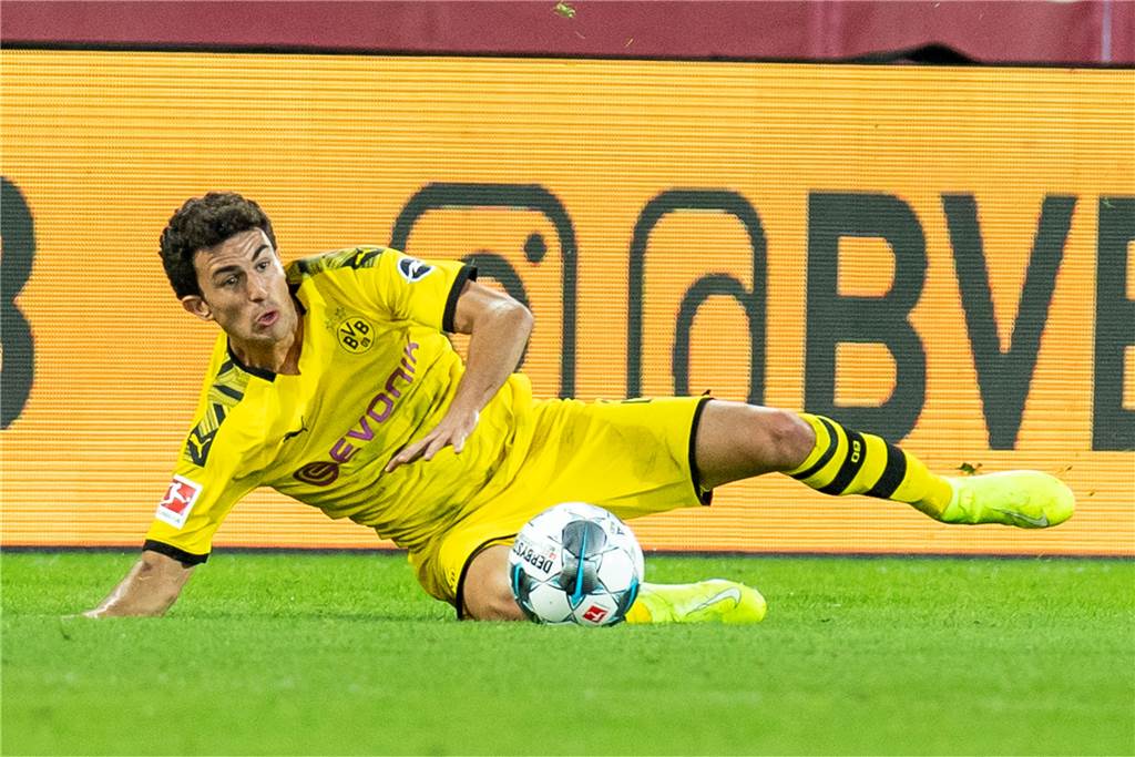 Schulterluxation! BVB mehrere Wochen ohne Mateu Morey Eine Szene mit schwerwiegenden Folgen: Mateu Morey rutscht aus und fällt auf seine rechte Schulter.