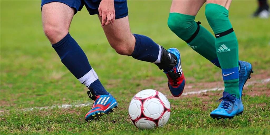 Nach Tritt im Kreisliga-Spiel: Angeklagter muss verletztem Ickerner Schmerzensgeld zahlen Eine Tätlichkeit in einem Spiel mit Ickerner Beteiligung wurde jetzt nochmals vor dem Amtsgericht Castrop-Rauxel verhandelt.