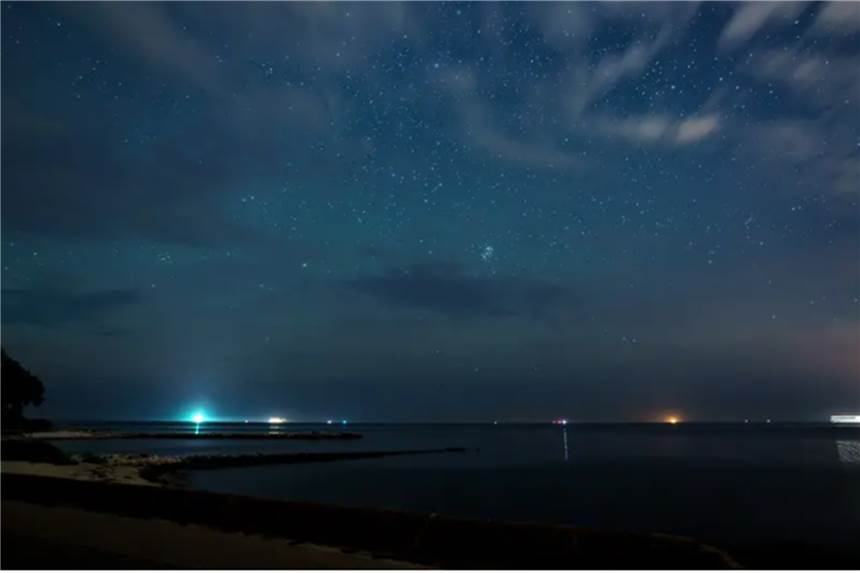 Sternenhimmel 2022: Diese astronomischen Höhepunkte erwarten uns in diesem Jahr Eine totale Mondfinsternis im Mai und eine partielle Sonnenfinsternis im Oktober hat das neue Jahr Sternenfreunden in Deutschland zu bieten.