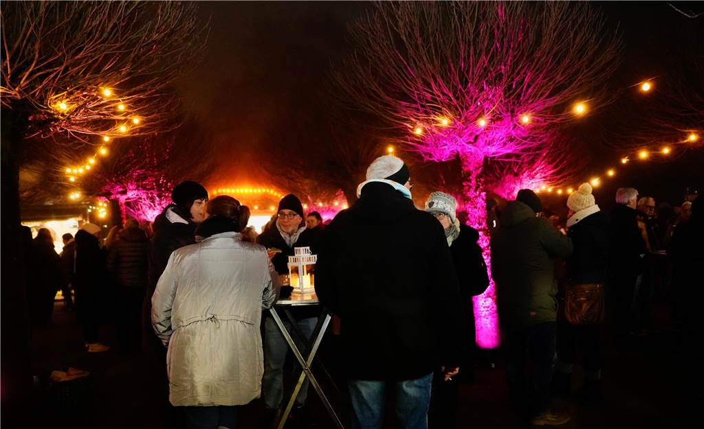 Eine traumhafte Atmosphäre bot der Glühweinmarkt am Schloss Rodenberg am Freitagabend (17.1.).