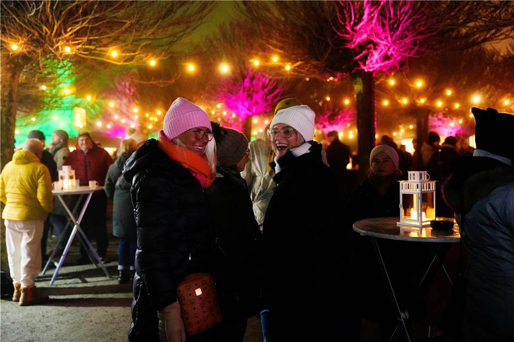 Eine traumhafte Atmosphäre bot der Glühweinmarkt am Schloss Rodenberg am Freitagabend (17.1.).